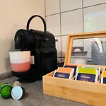 Klassen - Design - Balkon - Netflix - Naehe Messe * 埃森