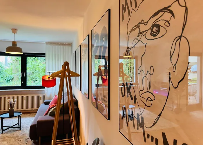 Klassen - Design - Balkon - Netflix - Naehe Messe * Essen