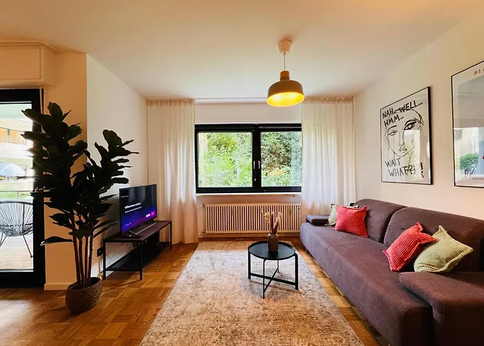 Klassen - Design - Balkon - Netflix - Naehe Messe Essen